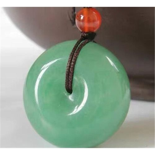 Collier En Jade Vert, Amulette Émeraude, Bouton De Sécurité, Porte-Bonheur, Breloque Classique, Bijoux De Luxe En Cristal, Nouvelle Collection