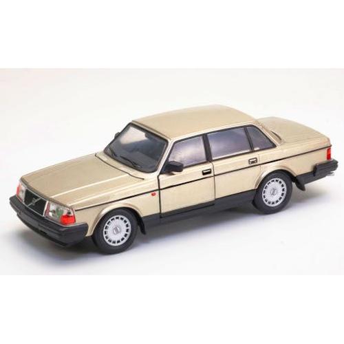 Volvo 240 Gold 1/24 Welly-Welly