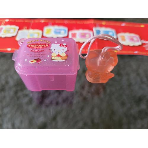 Jouet Gashapon - Hello Kitty Sanrio - Petite Boîte Rose Contenant Une Figurine - Bandai