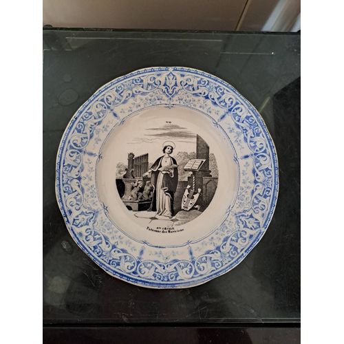 Assiette Sainte Cécile. Creuil Et Montereau. N°11.