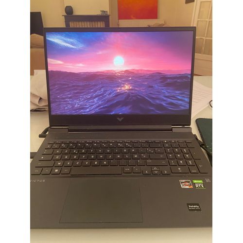 Victus by HP Laptop 16-e1003nf - 16.1" AMD Ryzen 7 6800H - 3.2 Ghz - Ram 16 Go - DD 1 To