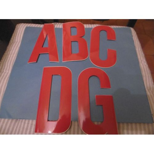 Lot De 5 Lettres Adhesives Rouge 150mm Pickup Avec La Lettre A/B/C/D/G