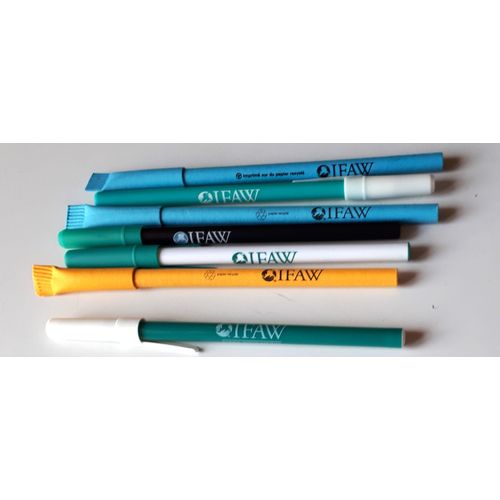 Lot De 7 Simples Stylos À Bille Publicitaires Ifaw - 3 En Papier Recyclé Et Capuchon + 4 En Plastique Et Capuchon - Mentions Au Secours Des Animaux - Écriture Bleue Ou Noire