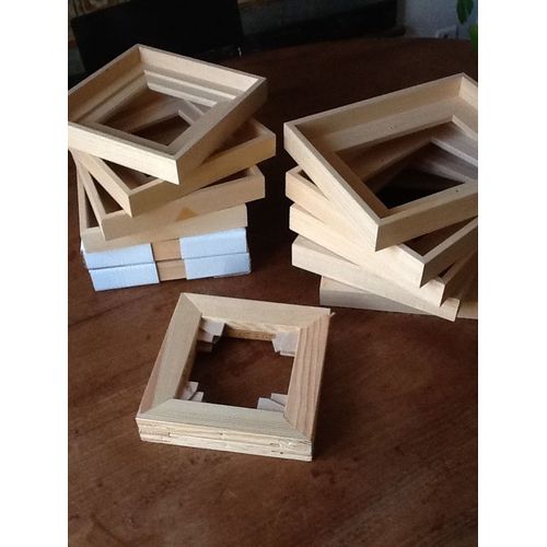Lot De 11 Cadres En Bois Type Caisses Américaines