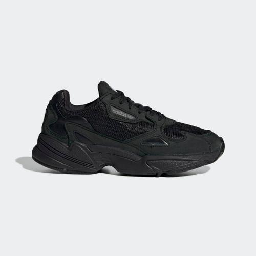 Baskets Adidas Falcon G26880