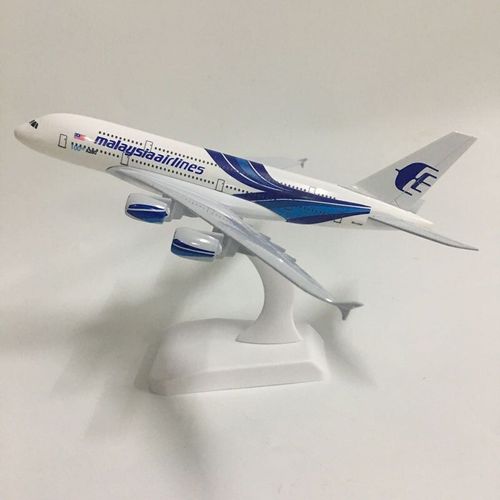 Modèle D'avion De 20cm, Jouet D'avion En Métal Moulé Sous Pression, Modèle D'avion A380 De Malaisienne, 300