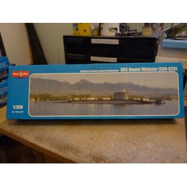Maquette Sous-Marin 1/350 Mikromir : Uss Daniel Webster ( Ssn-626 )