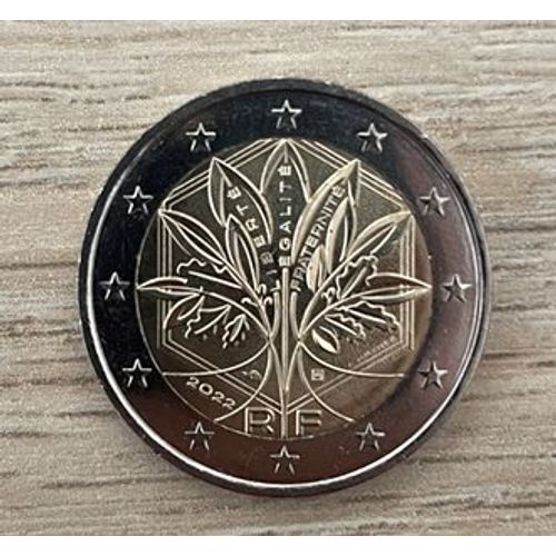 Pièce En Très Bon État De 2euros. 2022