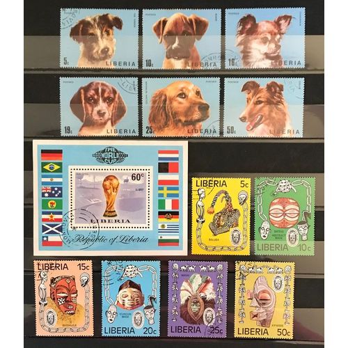 Lot De 12 Timbres Oblitérés Libéria + 1 Bloc 1974 / 1977