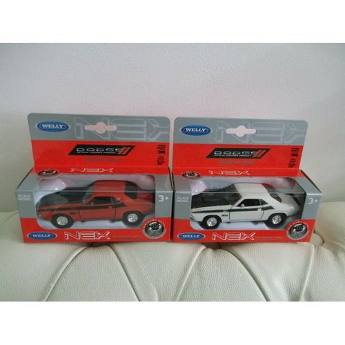 Dodge 1970 Challenger - Lot 2 Miniatures Voitures En Métal Welly (1:43) N°43718