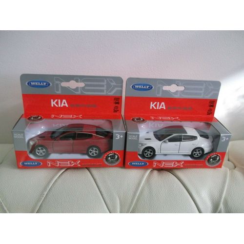 Kia Premium Performance Car - Lot De 2 Miniatures Voitures En Métal Welly (1:43) N°43759