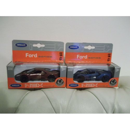 Ford 2015 Mustang Gt - Lot De 2 Miniatures Voitures En Métal Welly (1:43)