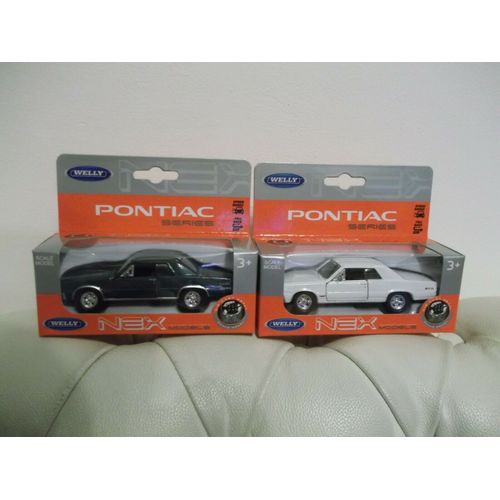 Pontiac 1965 Gto - Lot De 2 Miniatures Voitures En Métal Welly (1:43) N°42313