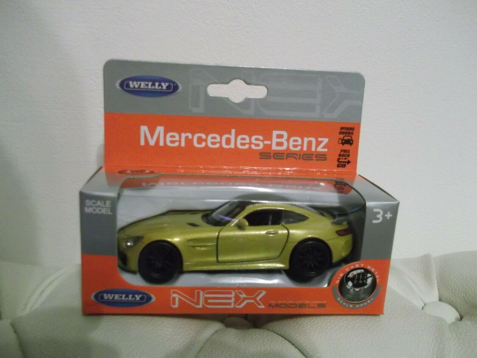 Voiture miniature jouet Mercedes AMG GT 1:43