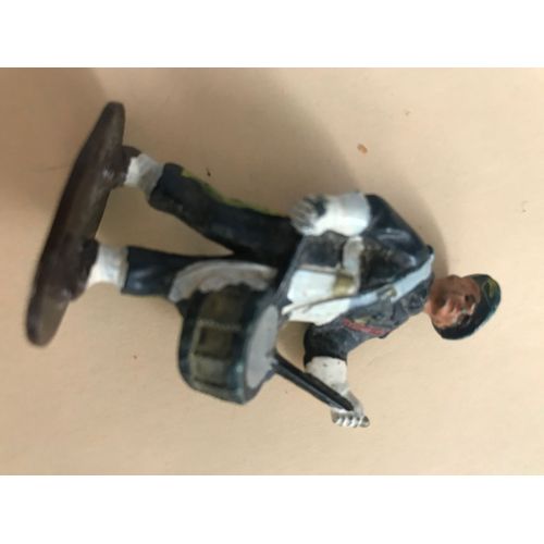 Figurine Soldat Français Tenue Et Béret Bleu Avec Tambour - Défilé Militaire - Plastique Peint 6x3 Cm - Vintage