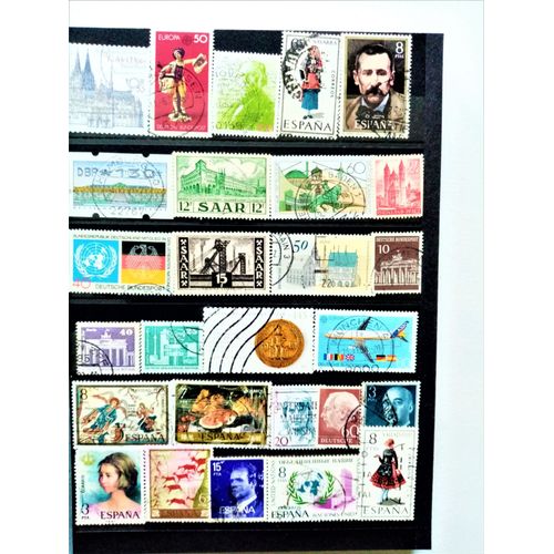 Une Collection Unique De Timbres De Postes Étrangères [1975-2021]