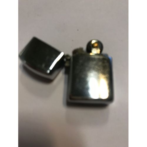 Mini Briquet Tempête Sans Marque - Métal Argenté - 3x1,7 Cm