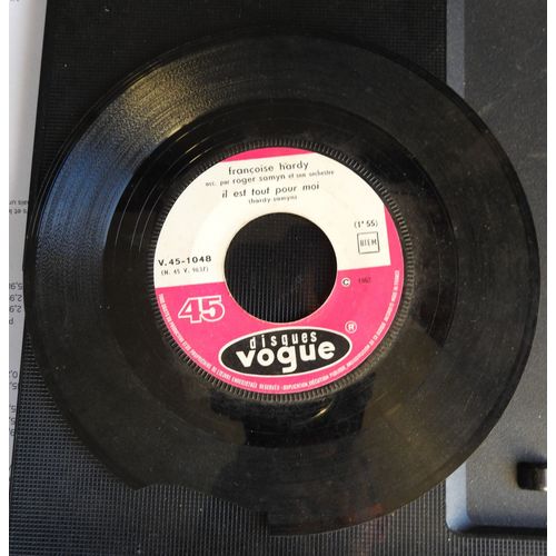 Francoise Hardy / C Est A L Amour Auquel Je Pense / Il Est Tout Pour Moi