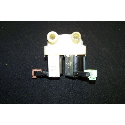 1325186110, 50297055001 Electrovanne 2 voies Lave-linge ELECTROLUX, FAURE, ARTHUR MARTIN ELECTROLUX, AEG, ZANUSSI, FAR, ESSENTIEL B, HORN