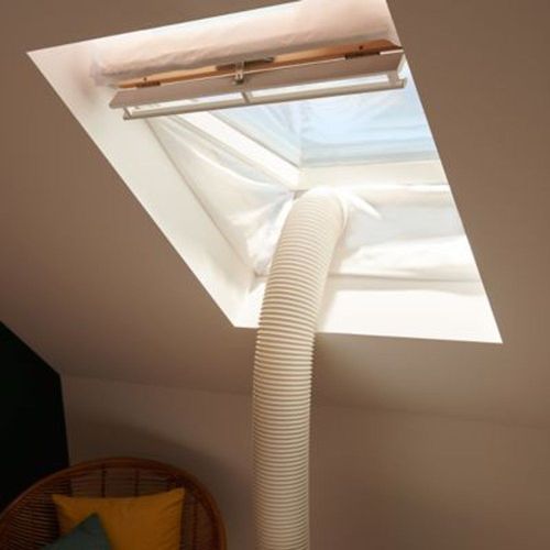 Kit accessoire climatiseur pour calfeutrage de fen?tre de toit GoodHome