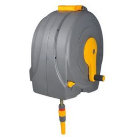 D?vidoir mural ?quip? Hozelock Fast reel 40 m