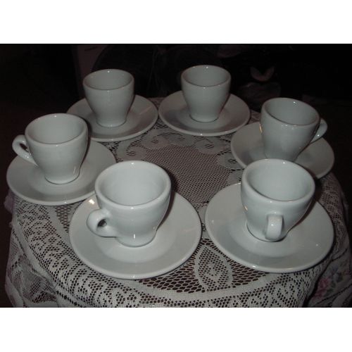 Service À Café En Céramique Épaisse Italy, 6 Tasses, 6 Assiettes, Coloris Blanc, Dimensions Tasses: Diamètre 6 Cm, Hauteur 6 Cm, Largeur Avec Hanse 8,5 Cm, Épaisseur 0,4 Cm...