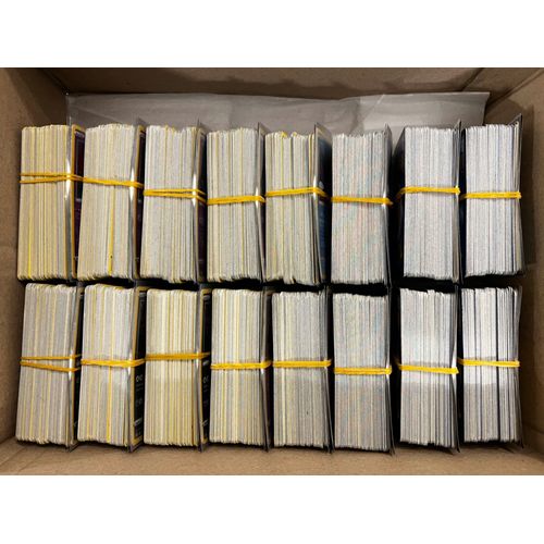 Lot De 100 Cartes Pokemon Sans Double - Fr - Holos Reverses Rares + Carte Célébration.