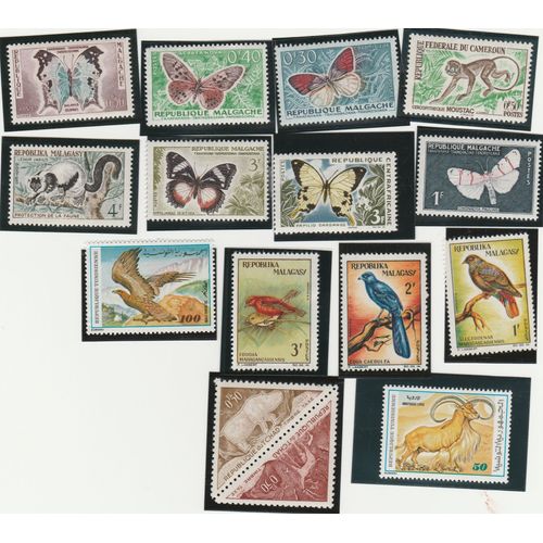 15 Timbres Neufs De Divers Pays D'afrique - Animaux, Papillons Et Oiseaux