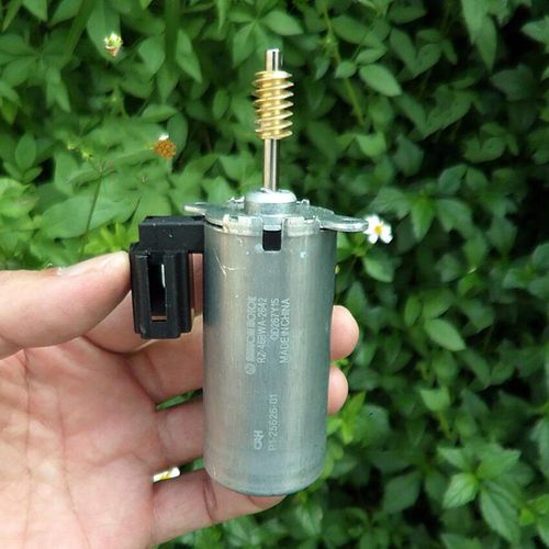 Moteur à balais de carbone compensés avec angle de 90 degrés, rotor à 12 pôles, 4 aimants, basse vitesse, couple élevé, DC12V-24V