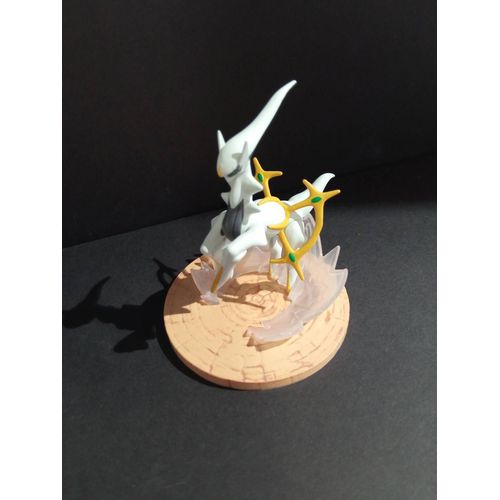 Figurine Pokémon Arceus