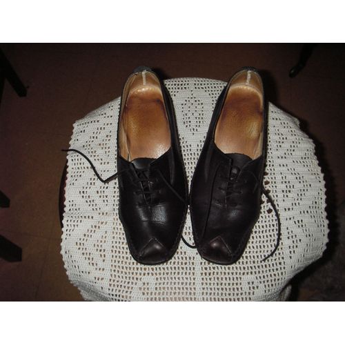 Derbies À Lacets En Cuir Souple Noir Et Maron Au Bout Du Pied De Marque Delia (Made In Italie). - 39