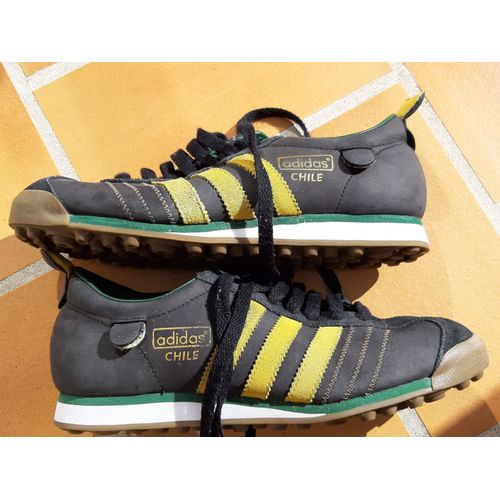 Baskets Adidas Chile 62 Bleues Taille 39 1/3