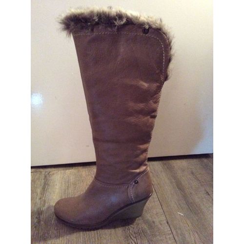 Bottes Virus En Cuir Couleur Taupe Taille 41