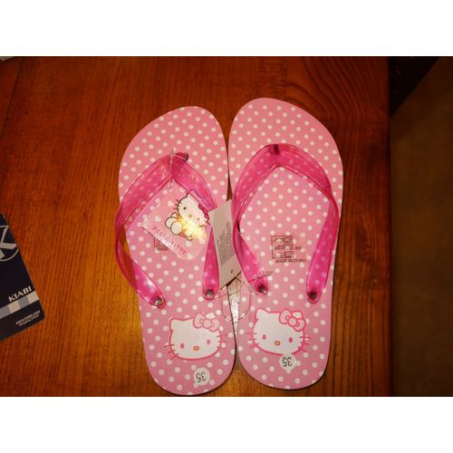 Nu Pied Hello Kitty Taille 35 Neuves Rose