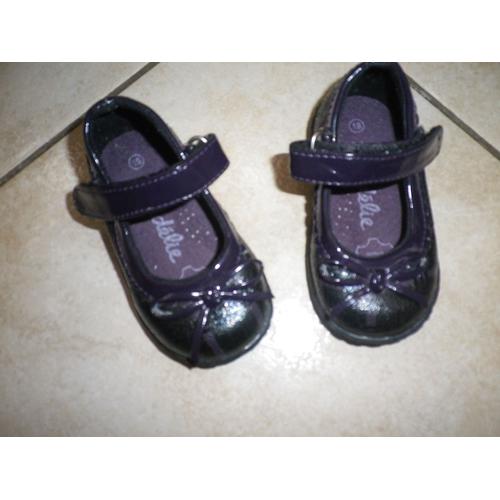 Chaussures Babies Fille - 18