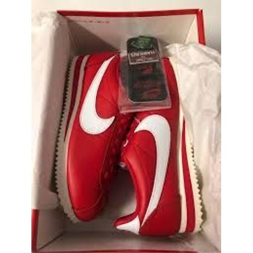 Baskets Nike Ed Limitée Stranger Things 42 1/2 Rouge