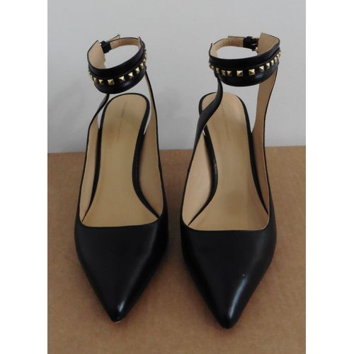 Escarpins Cuir Noir À Bride Et Clous Doré. Zara Basic. Pointure 39