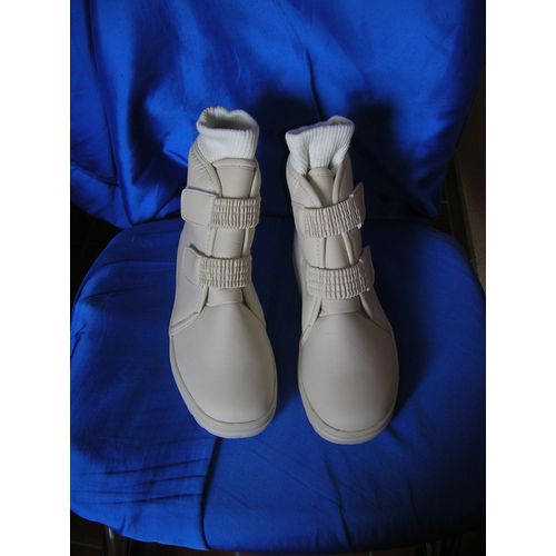 Bottines Pour La Neige Avec Crochets 36.