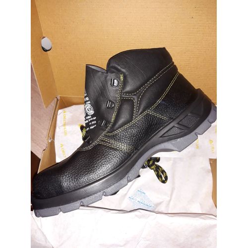 Chaussures De Securite De Marque Deltaplus Taille 45