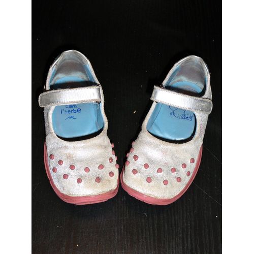 Ballerines Babies Cuir Argentées Qui Courait Dans L'herbe P 24