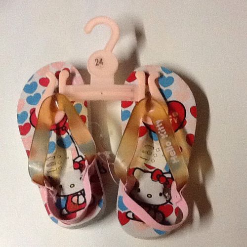 Claquettes Hello Kitty Taille 24