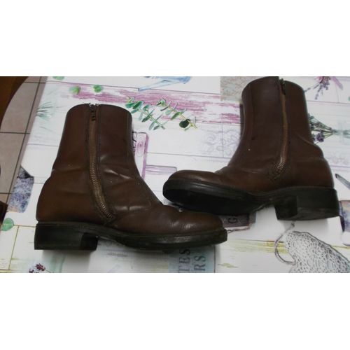Ancienne Paire De Bottines Homme Avec Fermetures/Pointure 39/ Occasion