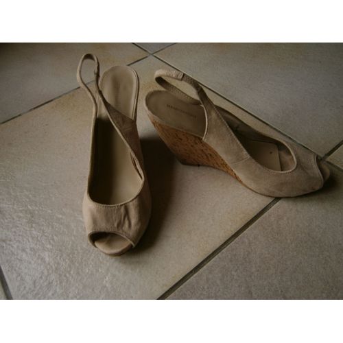 Nus-Pieds Femme Beige Pointure 39 Marque H&m Imitation Daim