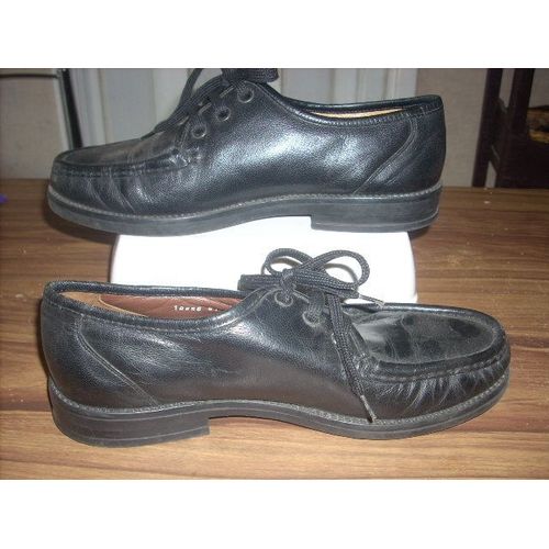 Mocassins Cuir Noir À Lacets P 41