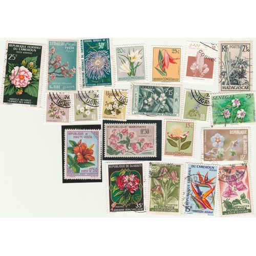 21 Timbres Oblitérés - Fleurs De Divers Pays D'afrique