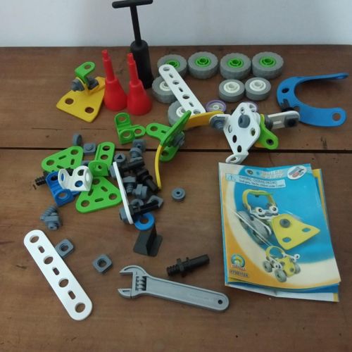 Méccano Lot De Pièces Et Deux Notices Build & Play 2005