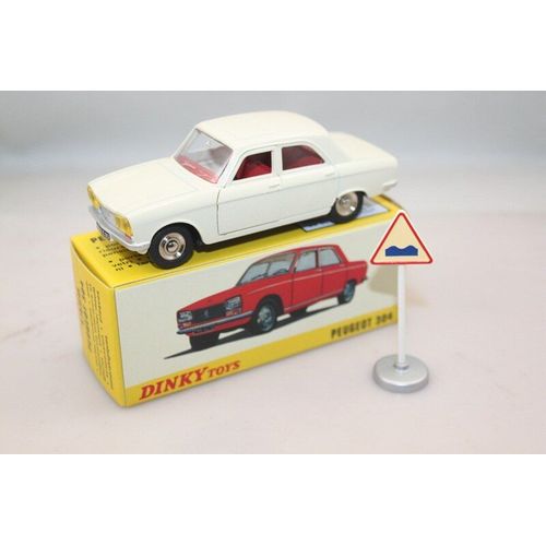 Dinky Toys 1428 - Peugeot 304, Blanc 1:43-Atlas