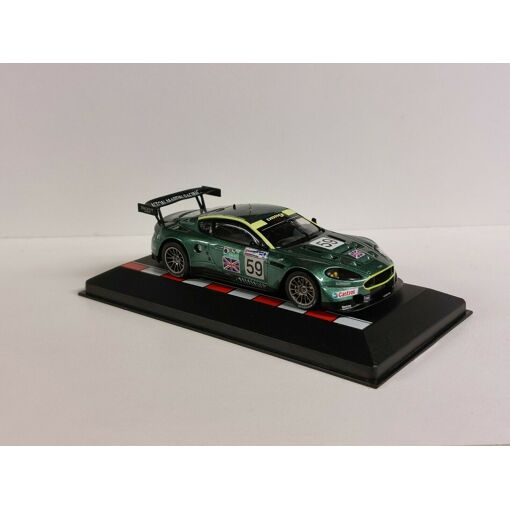 Voiture miniature aston martin DBR9 1/43 24 H du mans 2005