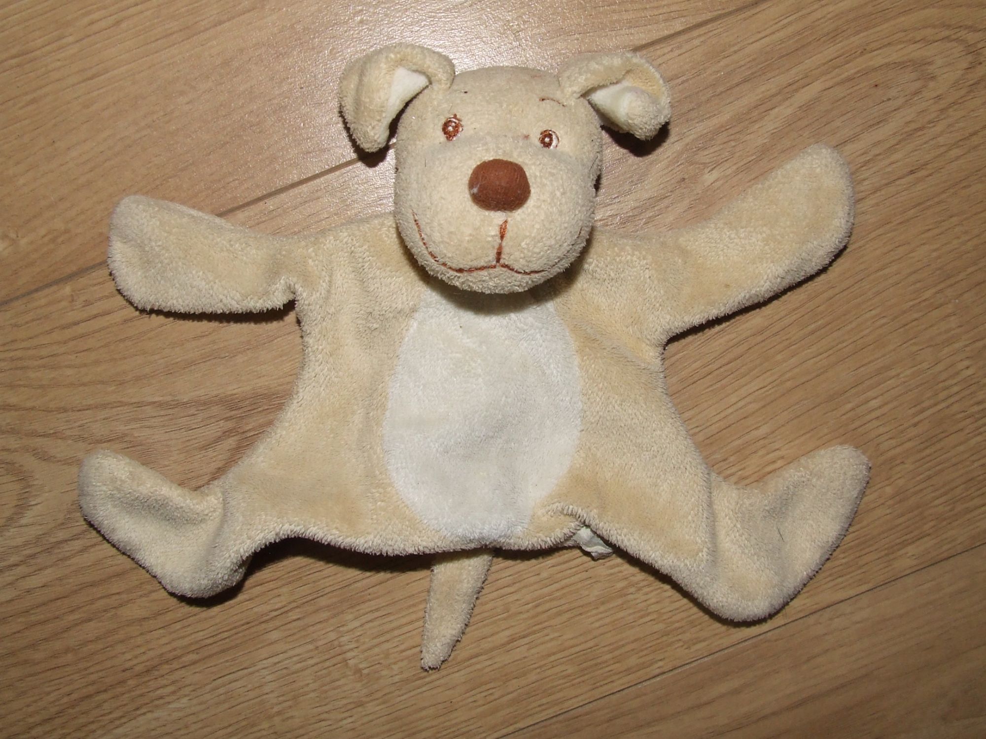 peluche doudou chien beige bleu jollybaby