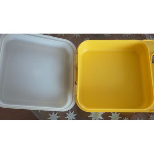 **Boîte Goûter Ou Rangement**Tuperware**